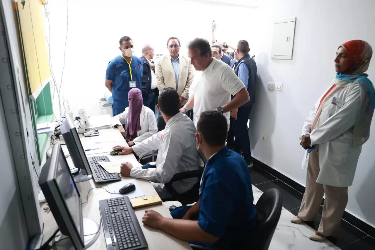 وزير الصحة يوجه بإنشاء وحدة لزراعة النخاع ومستشفى للصحة النفسية بقنا 35 - جريدة المساء