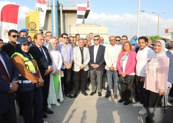 وزير الإسكان ومحافظ الشرقية يتفقدان محطة معالجةصرف صحي أبوكبير 29 - جريدة المساء