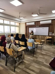 لقاء تعريفي موسع لطلاب قسم اللغة الفرنسية الجدد بجامعة مطروح. 21 - جريدة المساء