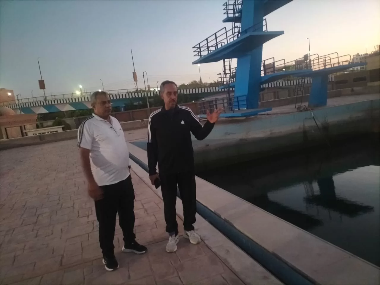 وكيل وزارة الشباب والرياضة بقنا يفاجئ مركز شباب مدينة قنا في أولى جولاته الميدانية 33 - جريدة المساء