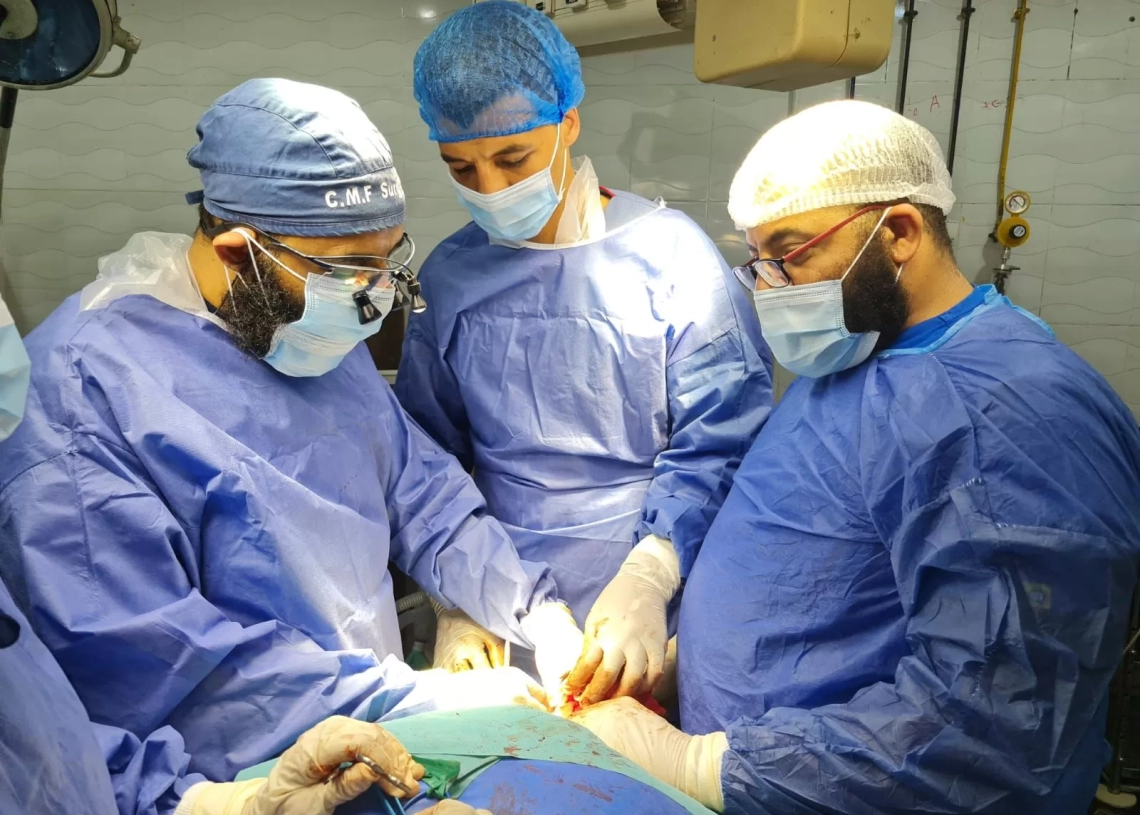 جراحة دقيقة بمستشفى قنا العام تنقذ مريضة من ورم نادر بالغدة النكافية دون المساس بأعصاب الوجه 19 - جريدة المساء