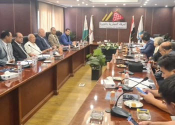 "تجارية الجيزة" تبحث مع وفد صيني فرص التصنيع المشترك 21 - جريدة المساء