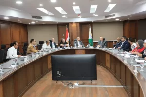 محافظ الجيزة يبحث شكاوى المواطنين ب6 أحياء ومراكز 21 - جريدة المساء