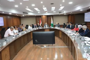 محافظ الجيزة يبحث شكاوى المواطنين ب6 أحياء ومراكز 19 - جريدة المساء