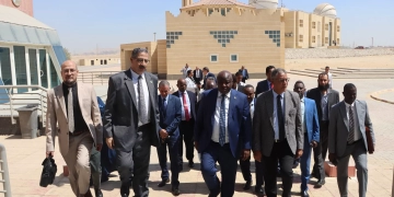 القومي للبحوث الفلكية يستقبل وزير المعادن السودانى 2 - جريدة المساء القومي للبحوث الفلكية يستقبل وزير المعادن السودانى 1 - جريدة المساء