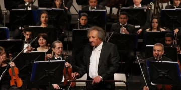 انطلاق الموسم ٦٧ للسيمفونى بقيادة الصعيدى بالأوبرا 1 - جريدة المساء