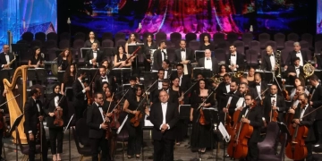 افتتاح متميز لموسم أوركستر ا أ وبرا القاهرة بقيادة سعد باشا 1 - جريدة المساء