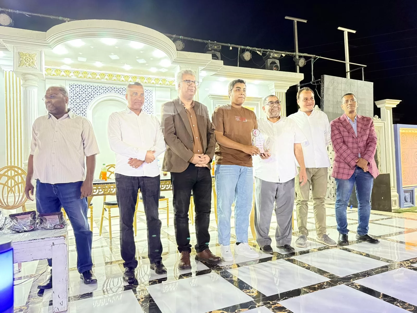 جمعية رعاية الأطباء بنقادة تكرم أبناء أعضائها المتفوقين دراسيًا 50 - جريدة المساء