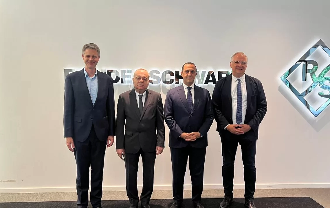 تعاون تعاون مصرى المانى فى الملاحة الجوية 18 - جريدة المساء تعاون تعاون مصرى المانى فى الملاحة الجوية 17 - جريدة المساء