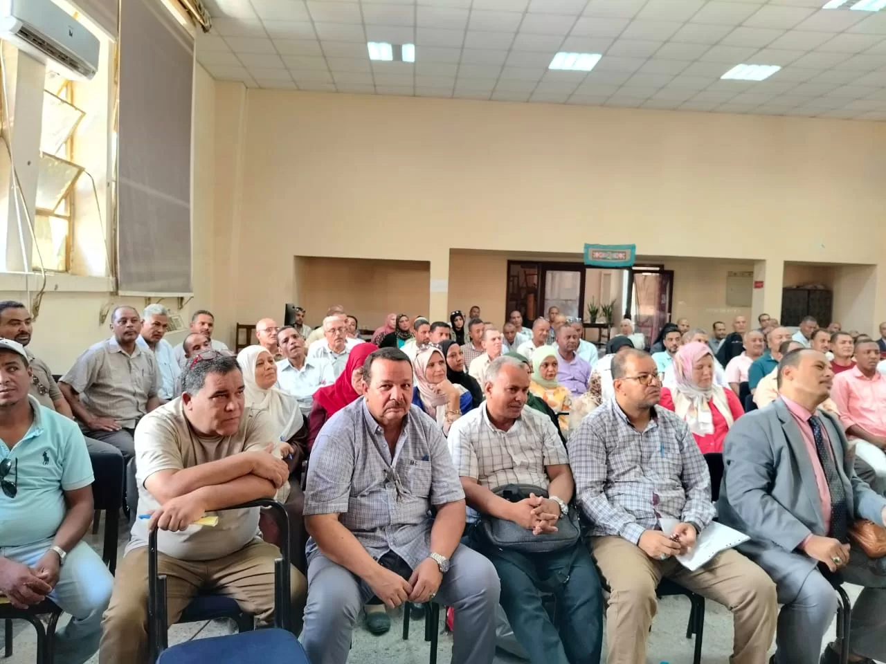 "تعليم قنا" يناقش خطة العام الدراسي الجديد بحضور 150 قيادة تعليمية 23 - جريدة المساء