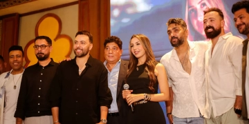 جنات تحتفل بنجاح ألبومها "ألوم على مين" بحضور عائلتها ونجوم الفن 2 - جريدة المساء جنات تحتفل بنجاح ألبومها "ألوم على مين" بحضور عائلتها ونجوم الفن 1 - جريدة المساء