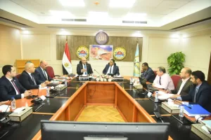 وفد الهيئة العامة للاستثمار تناقش الموارد والإمكانيات والفرص الاستثمارية المتاحة بمطروح 23 - جريدة المساء