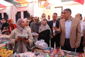بتخفيضات 25%.. محافظ الجيزة يتفقد التشغيل التجريبي لمعارض “أهلاً مدارس” بالعجوزة والدقي وجنوب 46 - جريدة المساء