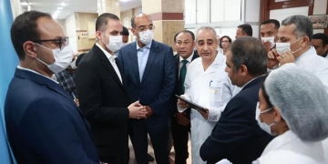 نائب وزير الصحة تفقد مستشفى أسيوط العام والمركز الطبي الحضري بالوليدية لتعزيز الخدمات الصحية 1 - جريدة المساء