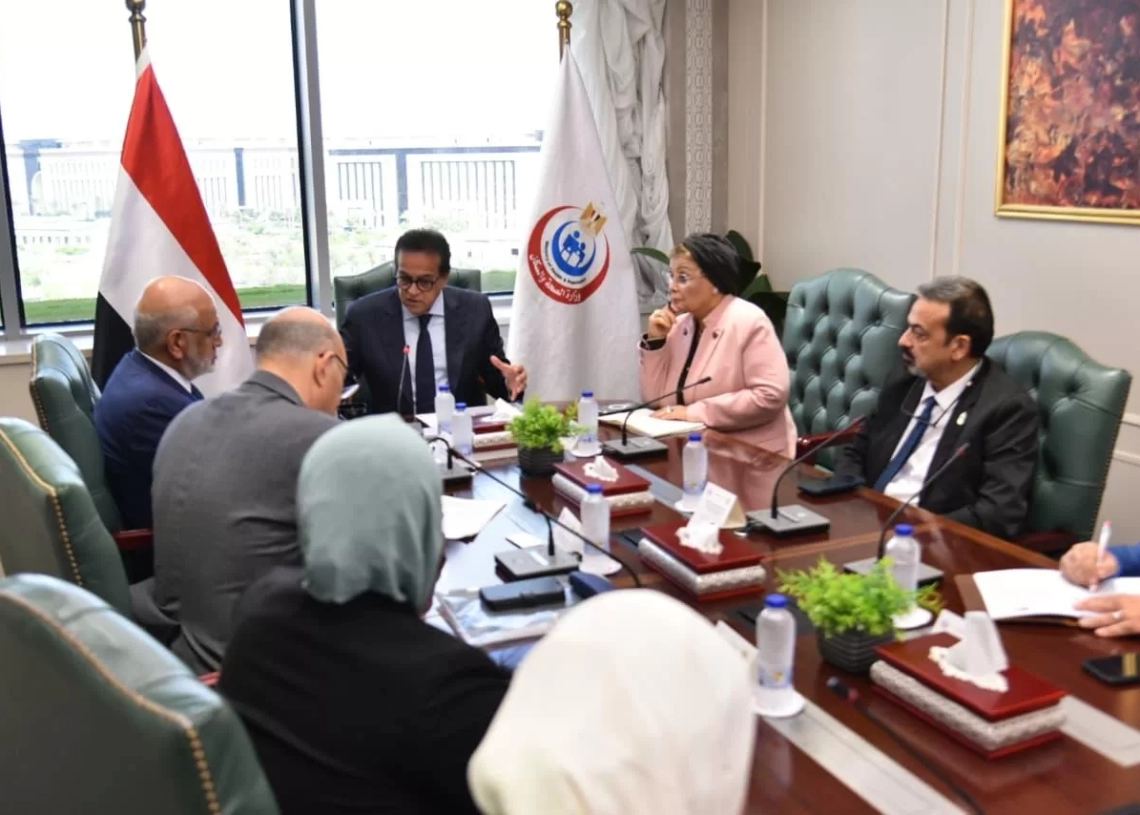 وزير الصحة استقبل المدير التنفيذي بمجموعة البنك الدولي لبحث عدد من الملفات المشتركة 18 - جريدة المساء