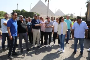 محافظ الجيزة يتفقد مشروعات الطرق والمداخل للمتحف المصري الكبير ومطار سفنكس 28 - جريدة المساء محافظ الجيزة يتفقد مشروعات الطرق والمداخل للمتحف المصري الكبير ومطار سفنكس 27 - جريدة المساء