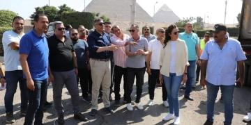 محافظ الجيزة يتفقد مشروعات الطرق والمداخل للمتحف المصري الكبير ومطار سفنكس 2 - جريدة المساء محافظ الجيزة يتفقد مشروعات الطرق والمداخل للمتحف المصري الكبير ومطار سفنكس 1 - جريدة المساء