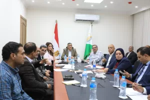 محافظ الجيزة يترأس اجتماع اللجنة العليا للإعلانات لبحث تعظيم الموارد 21 - جريدة المساء