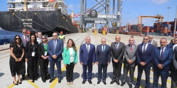 وزير النقل يدعو الشركات الأمريكية للاستثمار فى الموانئ 1 - جريدة المساء