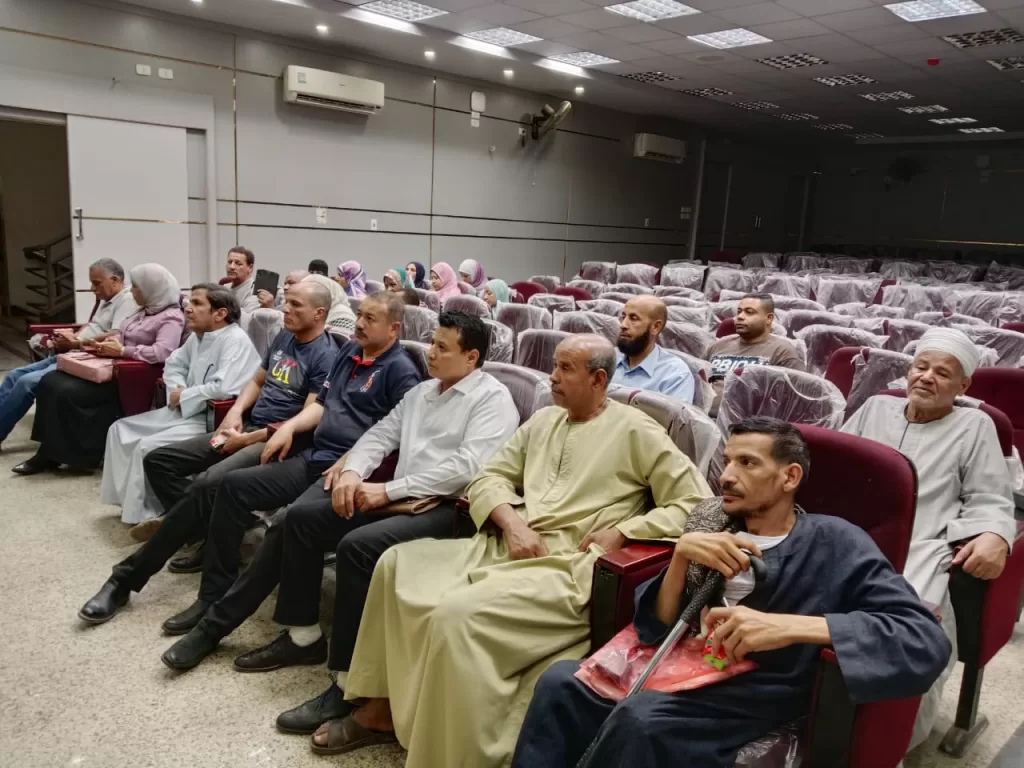 "المشاركة السياسية.. حجر الأساس لبناء التنمية" ندوة لإعلام قنا بمركز أبوتشت 15 - جريدة المساء