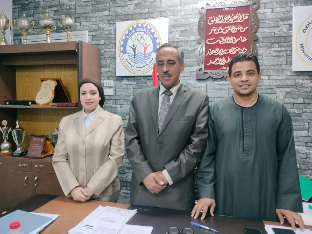 وكيل وزارة الشباب والرياضة بقنا يستقبل أعضاء محاكاة مجلس الشيوخ 21 - جريدة المساء