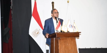 محافظ قنا يدشن مبادرة "صحح مفاهيمك" لنشر الوعي وتصحيح الأفكار المغلوطة 1 - جريدة المساء