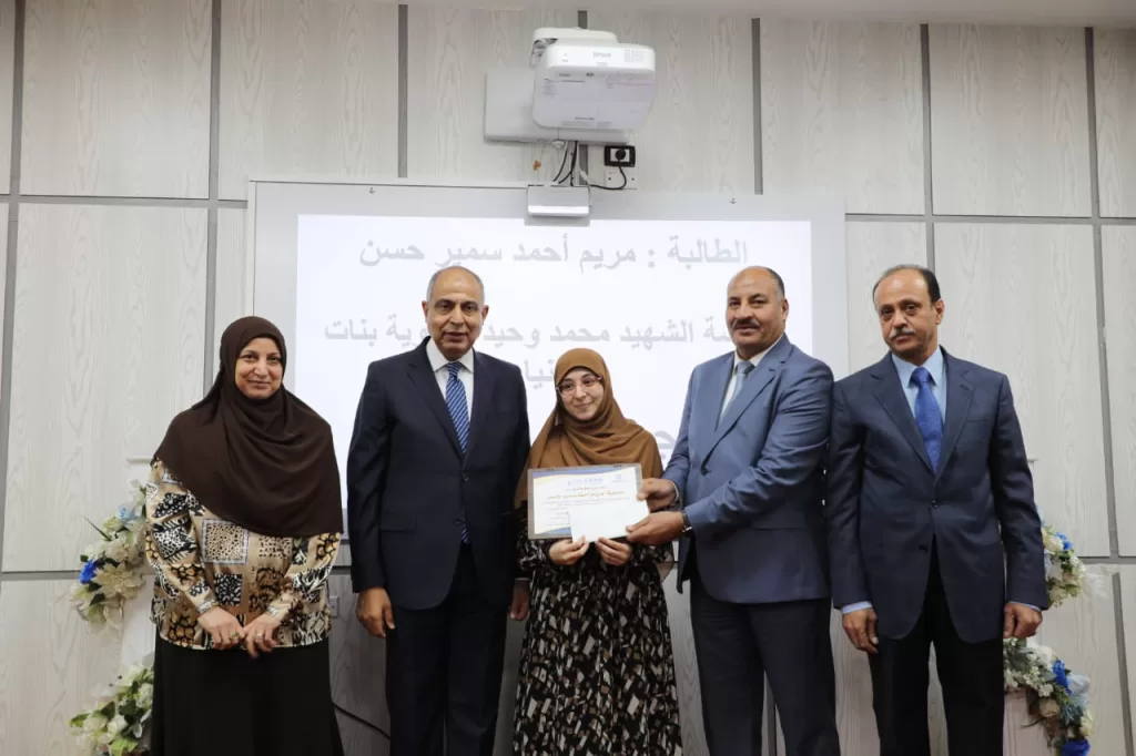 محافظ المنيا خلال تكريم أوائل الثانوية: نراهن على العلم لبناء مستقبل الوطن 29 - جريدة المساء