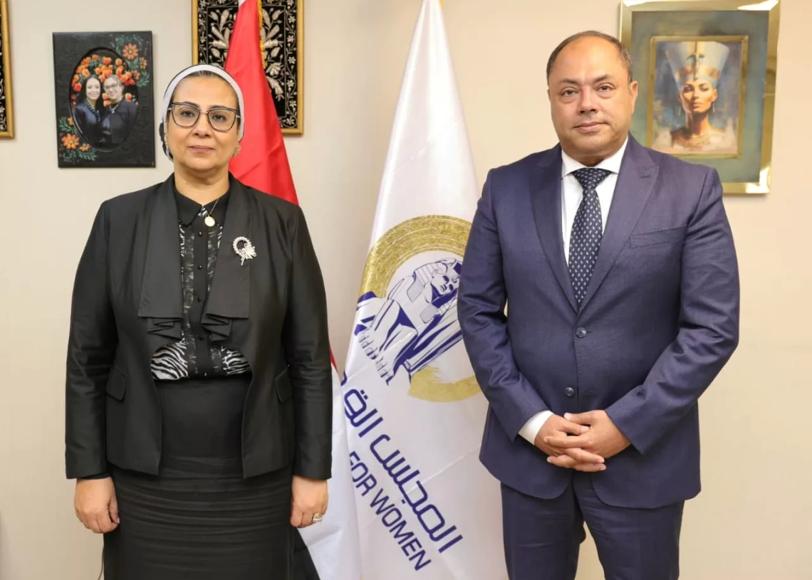 المستشارة أمل عمار تبحث سبل التعاون مع رئيس هيئة تنمية الصعيد 19 - جريدة المساء
