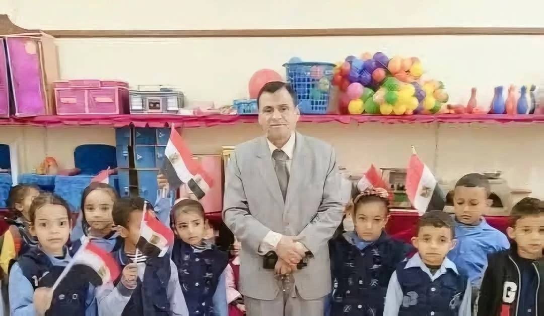 الموت يغيب مدير مدرسة أثناء أداء عمله في قنا 19 - جريدة المساء الموت يغيب مدير مدرسة أثناء أداء عمله في قنا 18 - جريدة المساء