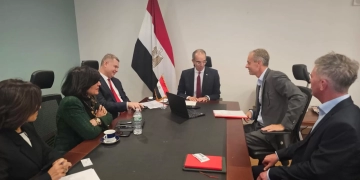 وزير الاتصالات يعقد مباحثات مع مسئولى الشركات العالمية بامريكا لزيادة استثماراتها فى مصر 9 - جريدة المساء
