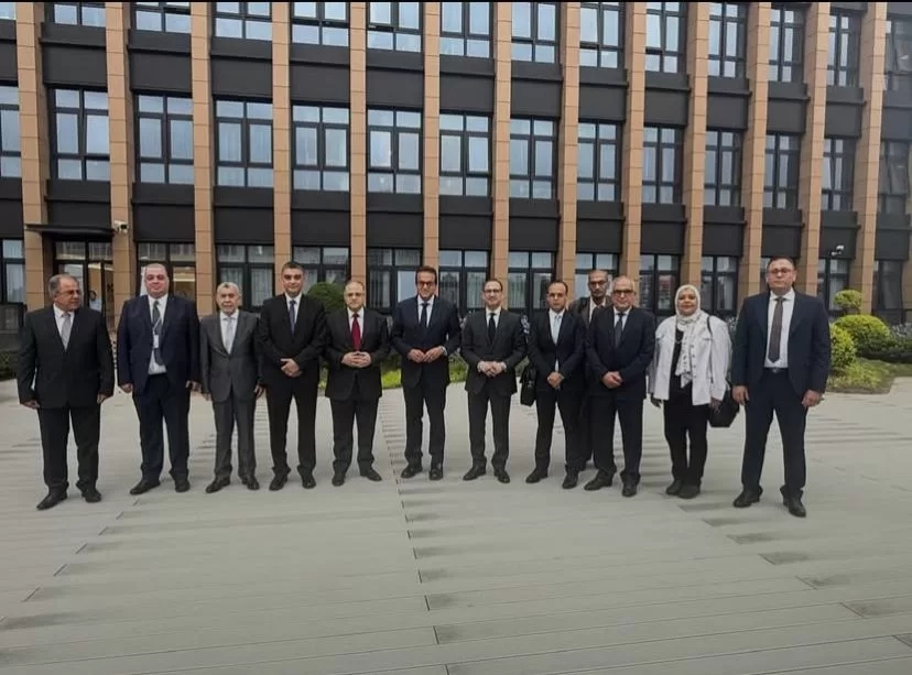 رئيس هيئة الدواء المصرية فى الصين: التزام الدولة المصرية بتبني أحدث ما توصلت إليه التكنولوجيا العالمية في مجالات الدواء والمستلزمات الطبية 19 - جريدة المساء