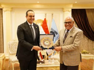 رئيسا هيئة الرعاية الصحية والعربية للتصنيع ..بحثا تعزيز التعاون الاستراتيجي المشترك 19 - جريدة المساء