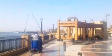 حملات مكثفة لإعادة الانضباط والنظافة والتجميل بشوارع أسوان 9 - جريدة المساء