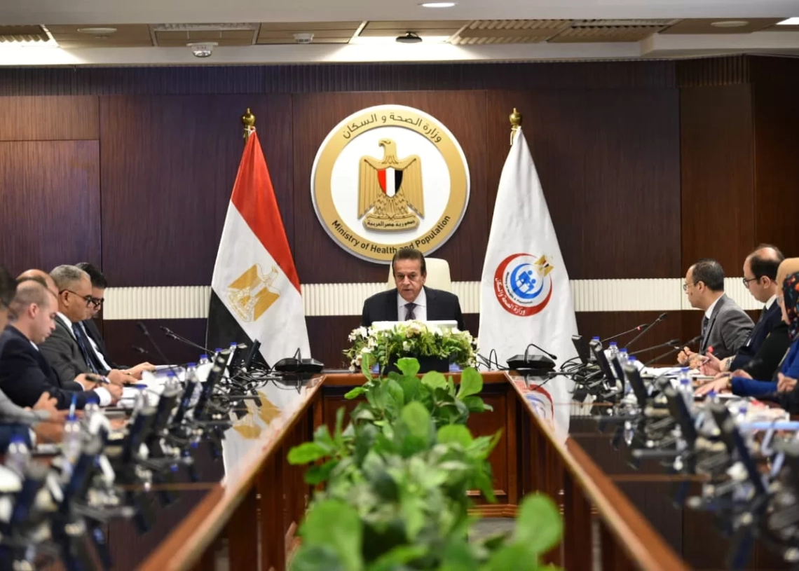 وزير الصحة : مراجعة مخزون الأدوية والمستلزمات الطبية بمخازن الوزارة 19 - جريدة المساء