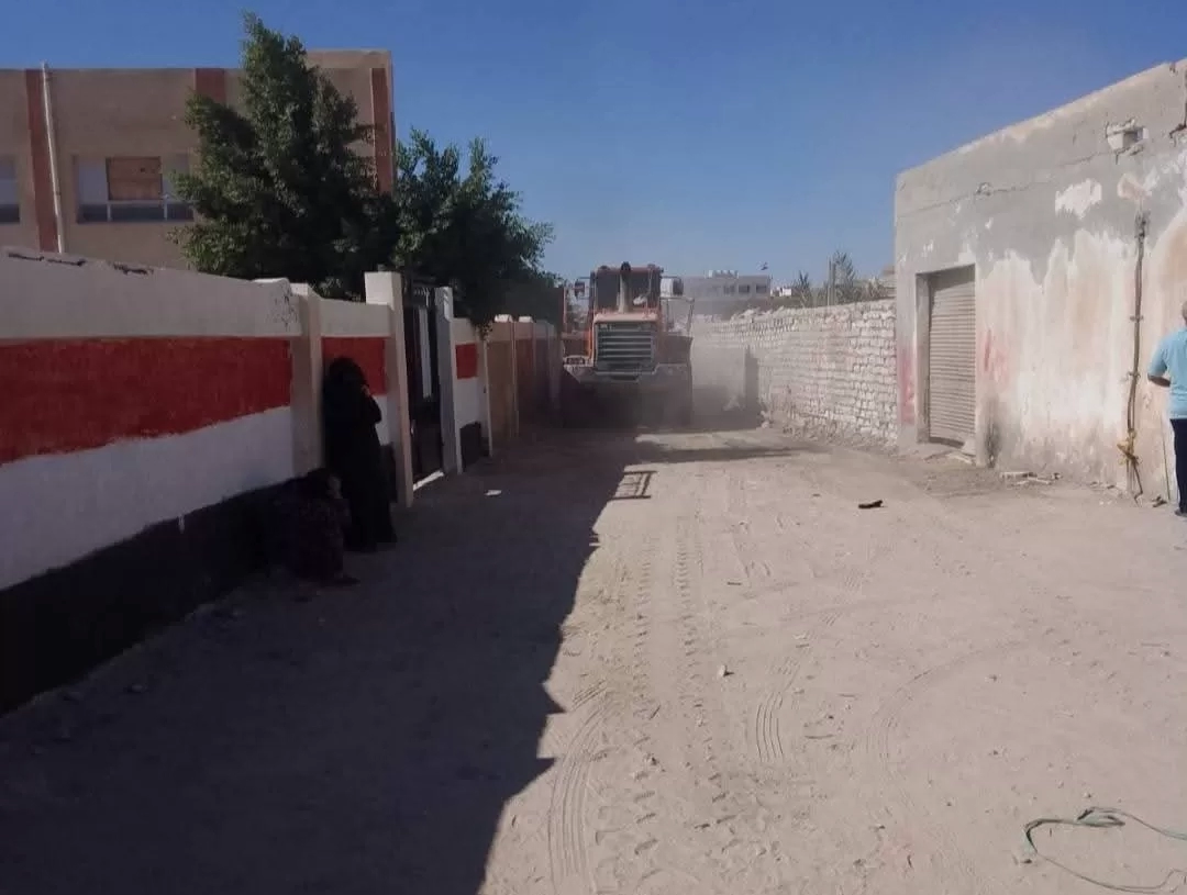 حملات مكبرة لرفع الإشغالات المخالفة والقمامة بمحيط المدارس بمرسي مطروح 20 - جريدة المساء حملات مكبرة لرفع الإشغالات المخالفة والقمامة بمحيط المدارس بمرسي مطروح 19 - جريدة المساء