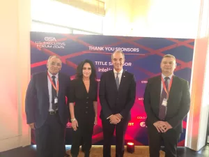 وزير الاتصالات يشارك فى فعاليات المنتدى العالمى لأشباه الموصلات GSA بأمريكا 21 - جريدة المساء وزير الاتصالات يشارك فى فعاليات المنتدى العالمى لأشباه الموصلات GSA بأمريكا 20 - جريدة المساء