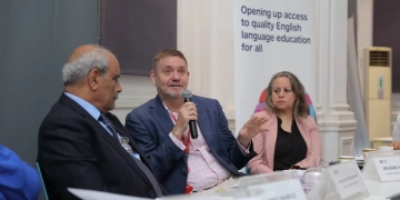 مائدة مستديرة حول السياسات التعليمية المتعلقة بتغير المناخ والتنمية المستدامة في مصر 1 - جريدة المساء