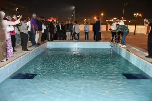 وزير الشباب والرياضة ومحافظ الجيزة يفتتحان مجمع حمامات السباحة بمركز التنمية الشبابية بالشيخ زايد 27 - جريدة المساء