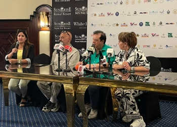 جمهور وصناع السينما بمهرجان الغردقة يشيدون بفيلم "يوم في الشهر" 23 - جريدة المساء