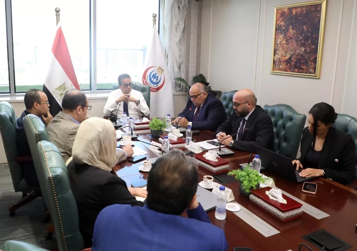 "وزير الصحة": متابعة مستجدات منظومة الرعايات والحضانات والطوارئ وخطط التوسع بها 19 - جريدة المساء