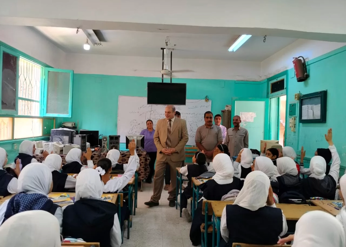 ضبط مخالفات بمدارس قوص.. ووكيل الوزارة يحيلها للتحقيق 19 - جريدة المساء