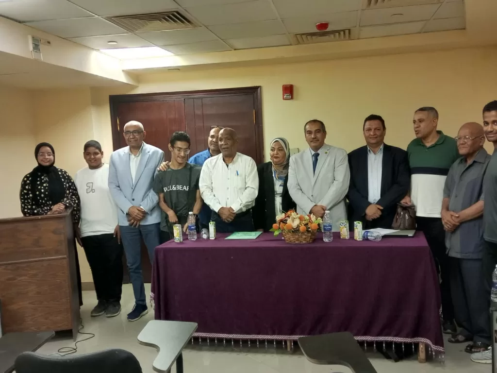 نادى أدب قصر ثقافة قنا يناقش كتاب "الإعلام التربوي وتنمية قيم المواطنة" للدكتور أحمد سعد جريو 47 - جريدة المساء