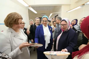 "أمل عمار" تشيد بمنتجات سيدات الدقهلية خلال جولتها التفقدية 27 - جريدة المساء