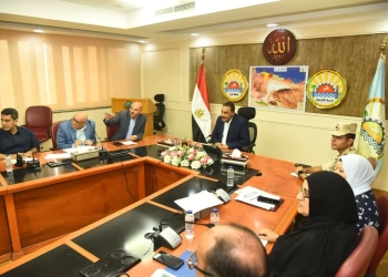 شعيب يترأس لجنة الإدارة المتكاملة للمناطق الساحلية بمطروح 23 - جريدة المساء