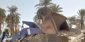 إزالة 10 حالات تعدى بمساحة 3727 م2 بمركزى إدفو وكوم أمبو 1 - جريدة المساء