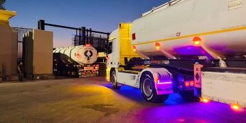 الهلال الأحمر يدخل 160 ألف سلة غذائية وأطنان من الدقيق والسولار إلى غزة 1 - جريدة المساء الهلال الأحمر المصرى يدفع بشاحنات الوقود إلى غزة