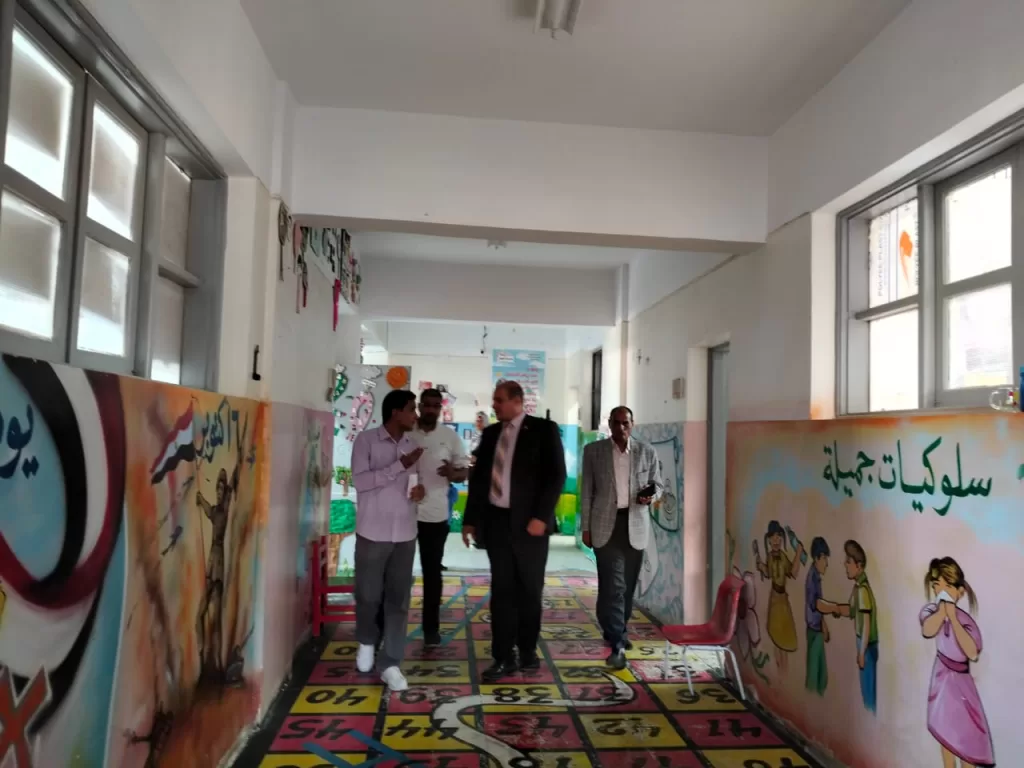 تطوير خدمات النقل المدرسي والتجهيزات التعليمية بنقادة لمصلحة الطلاب 26 - جريدة المساء