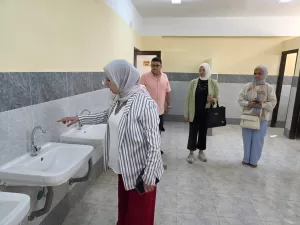 مديرة تعليم الشروق تتفقد المدارس استعدادًا للدراسة 25 - جريدة المساء
