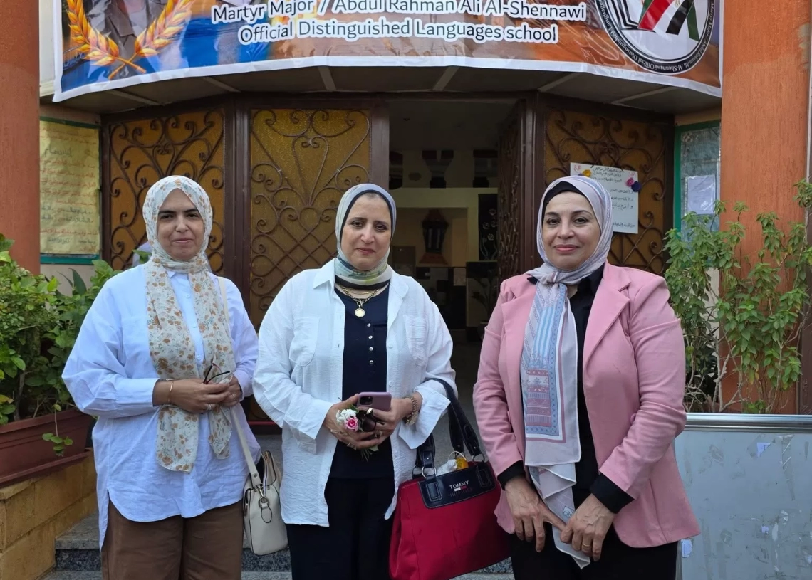 مديرة التعليم تتفقد مدرسة الشهيد عبد الرحمن الشناوى بالشروق 18 - جريدة المساء