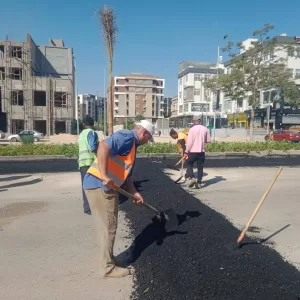 رئيس جهاز الشروق يتابع أعمال توسعة طريق الحرية 27 - جريدة المساء